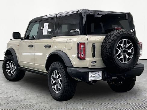 Certified 2025 Ford Bronco Badlands AWD/4WD image 13
