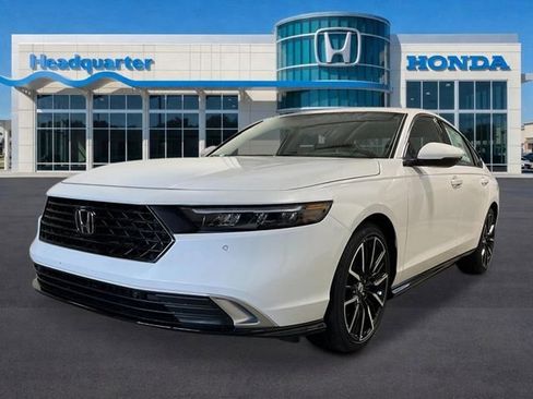 New 2026 Honda Accord Touring image 7