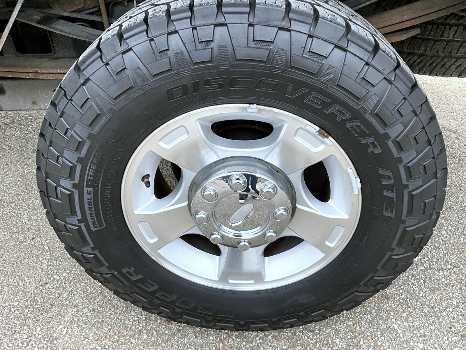Used 2012 Ford F350 XLT w/ XLT Interior Pkg AWD/4WD image 17