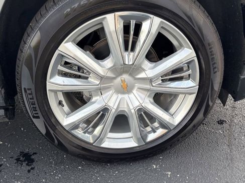 Used 2022 Chevrolet Tahoe High Country AWD/4WD image 10