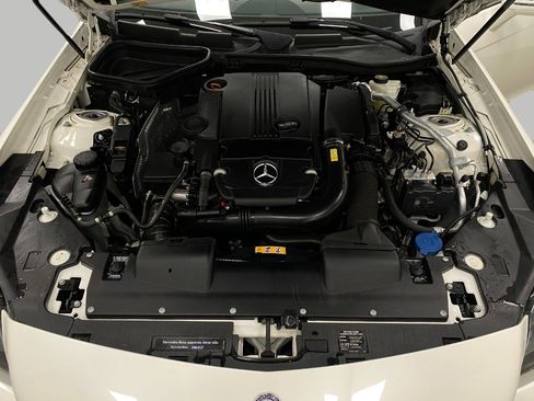 Used 2014 Mercedes-Benz SLK 250 image 11