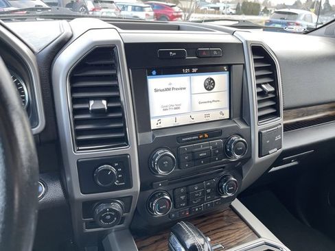 Used 2018 Ford F150 Lariat image 11