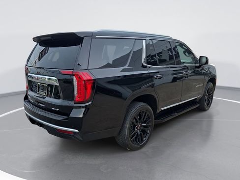 Certified 2024 GMC Yukon SLT w/ SLT Luxury Package AWD/4WD image 3