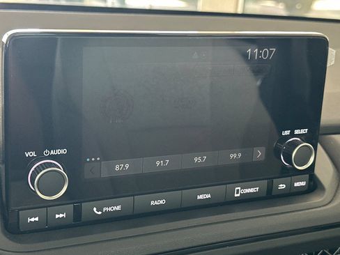 Used 2025 Honda Accord LX image 17