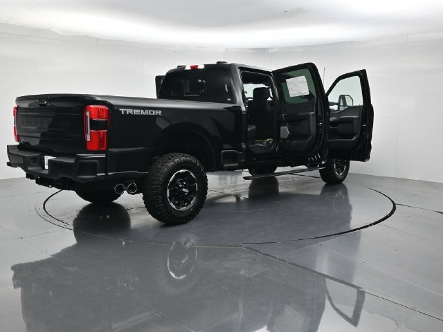 New 2026 Ford F250 Platinum w/ Tremor Off-Road Package AWD/4WD image 52