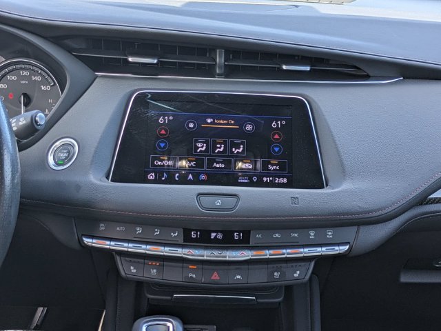 Used 2019 Cadillac XT4 Sport FWD image 19