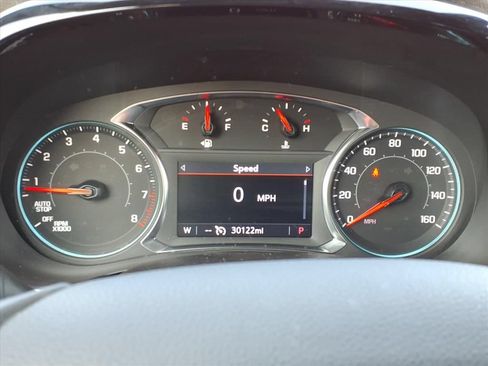 Used 2023 Chevrolet Traverse LT AWD/4WD image 29