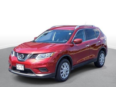 Used 2016 Nissan Rogue S w/ Appearance Package FWD image 3