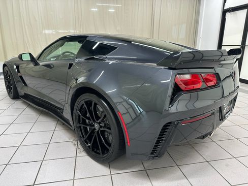Used 2017 Chevrolet Corvette Grand Sport w/ Z07 Performance Package RWD image 10