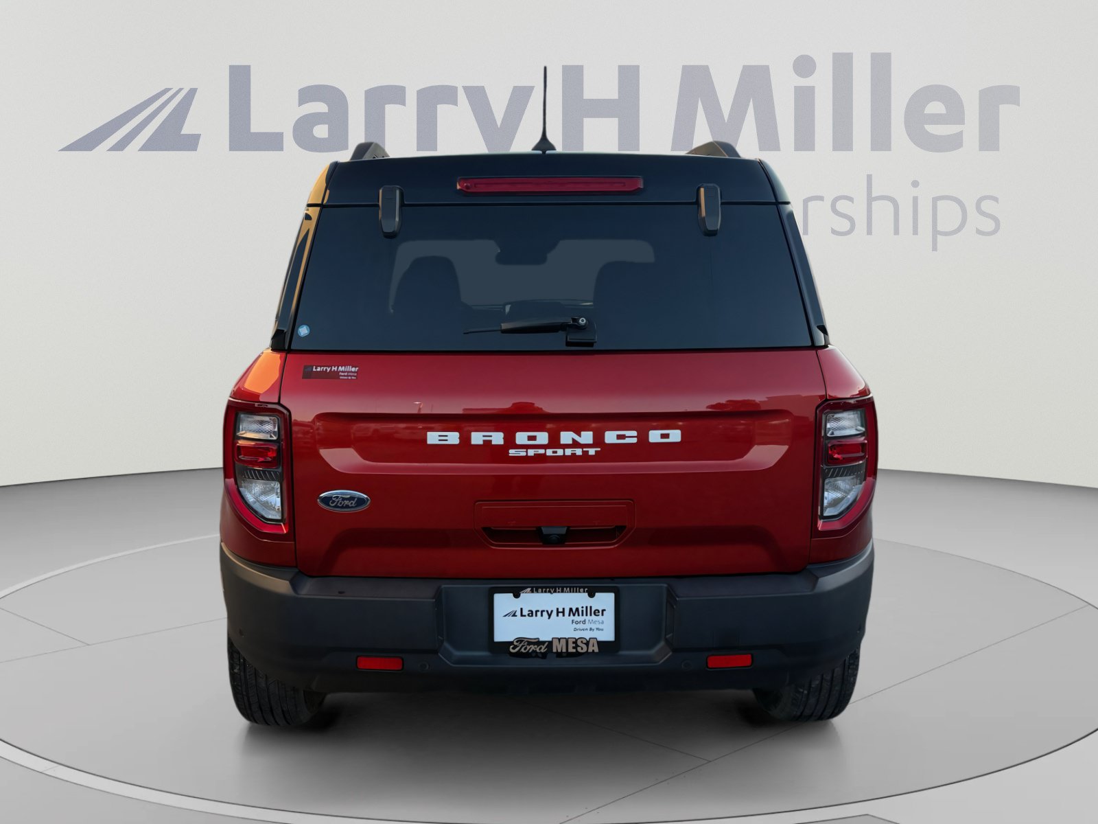 Used 2024 Ford Bronco Sport Outer Banks w/ Tech Package AWD/4WD image 4