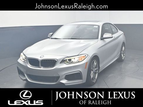 Used 2015 BMW M235i Coupe image 5