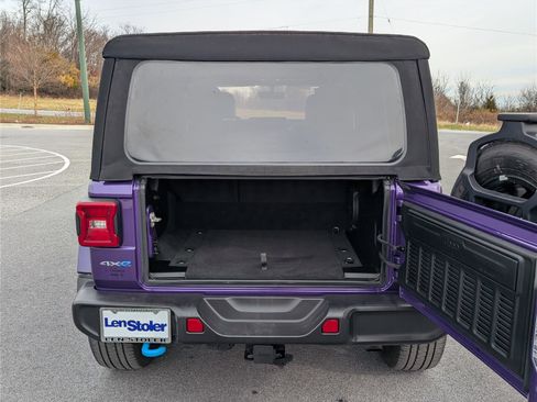 Used 2023 Jeep Wrangler Sahara w/ Cold Weather Group image 13