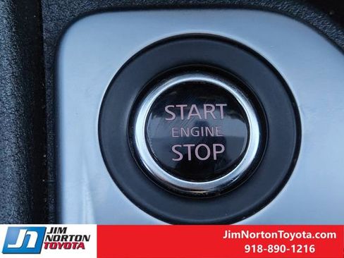 Used 2024 Nissan Sentra SV image 22