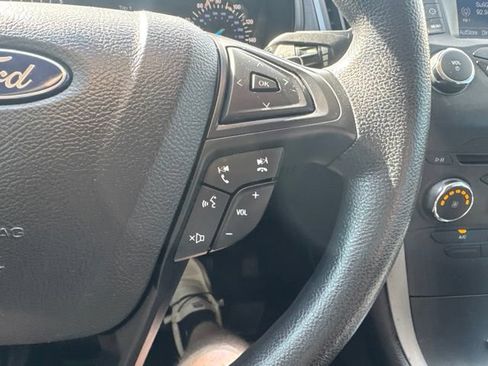 Used 2016 Ford Edge SE AWD/4WD image 22