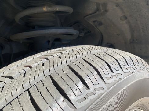 Used 2016 Toyota RAV4 LE image 12