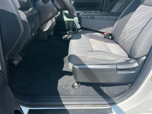 Used 2021 Toyota Tundra SR5 AWD/4WD image 9