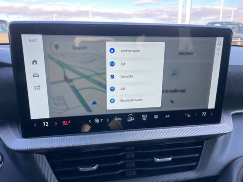 Used 2025 Ford Explorer ST-Line image 17