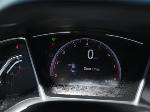 Used 2019 Honda Civic Sport image 13