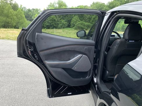 Used 2021 Ford Mustang Mach-E GT AWD/4WD image 28