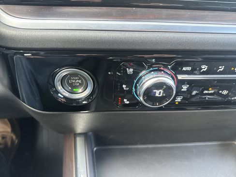 Used 2023 GMC Sierra 1500 SLT w/ SLT Premium Package image 28