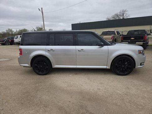 Used 2018 Ford Flex Limited w/ Equipment Group 301A image 2
