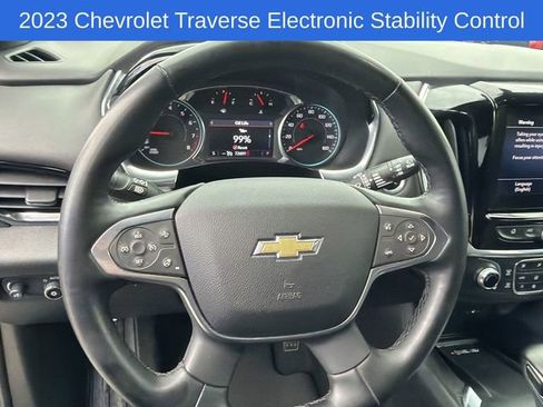 Used 2023 Chevrolet Traverse LT AWD/4WD image 25