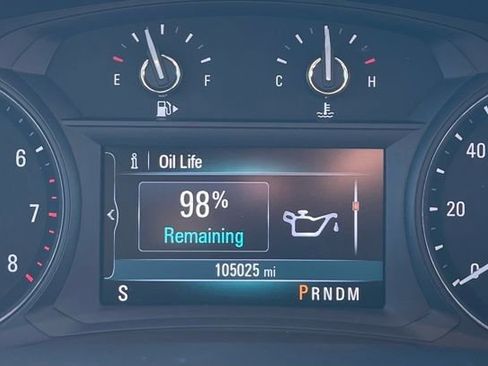Used 2018 Buick Encore Essence FWD image 24