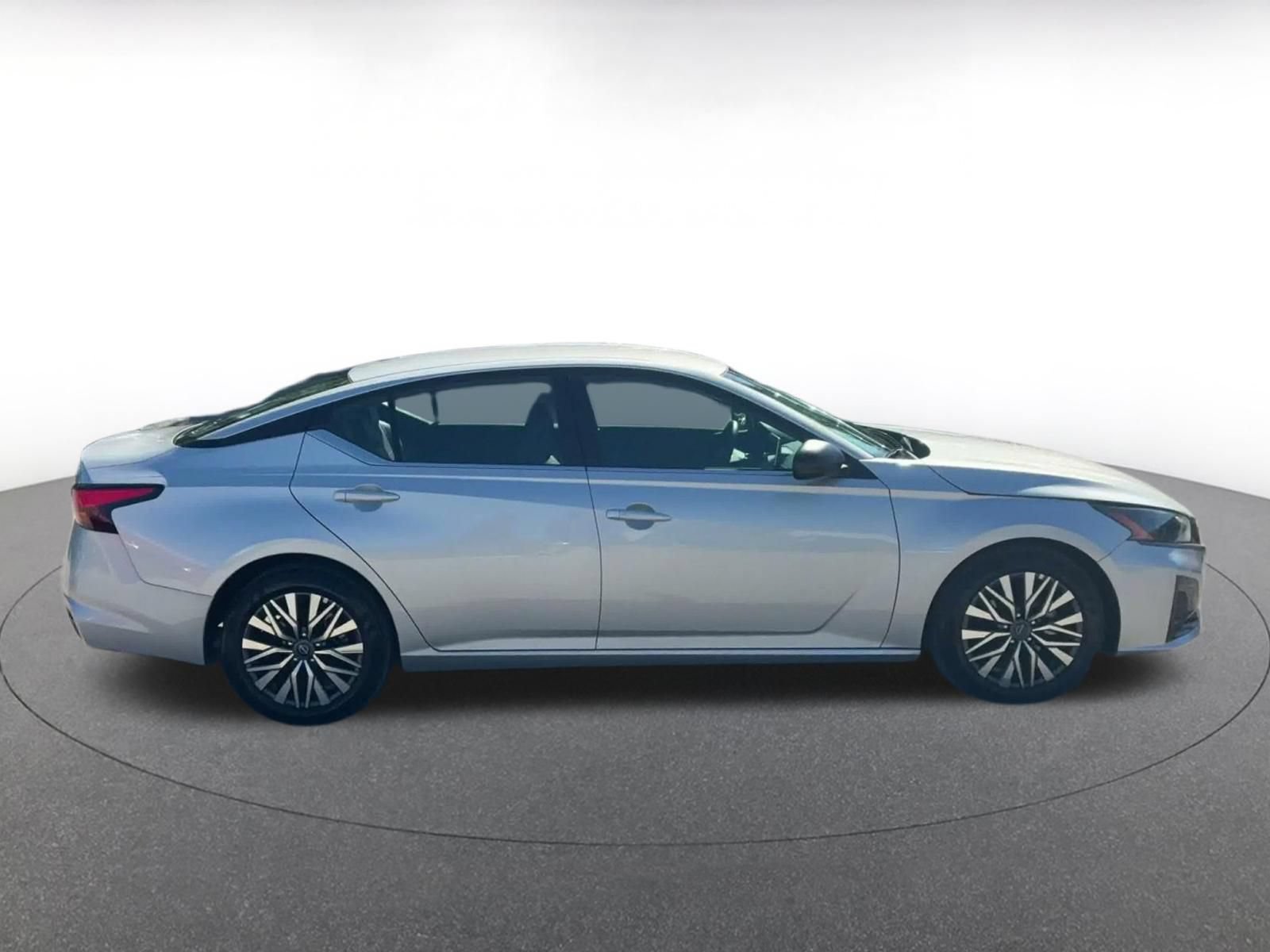 Used 2026 Nissan Altima 2.5 SV FWD image 15