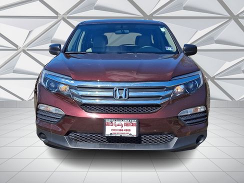 Certified 2017 Honda Pilot LX image 3