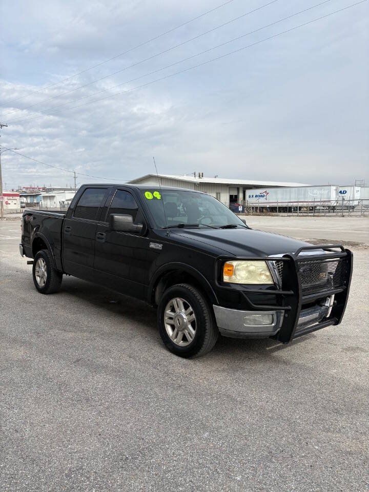 Used 2004 Ford F150 Lariat AWD/4WD image 2