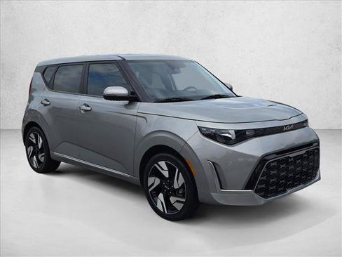 Used 2023 Kia Soul GT-Line FWD image 3