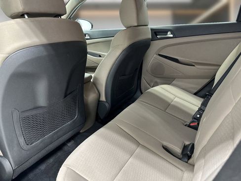 Used 2019 Hyundai Tucson SE w/ Cargo Package image 12