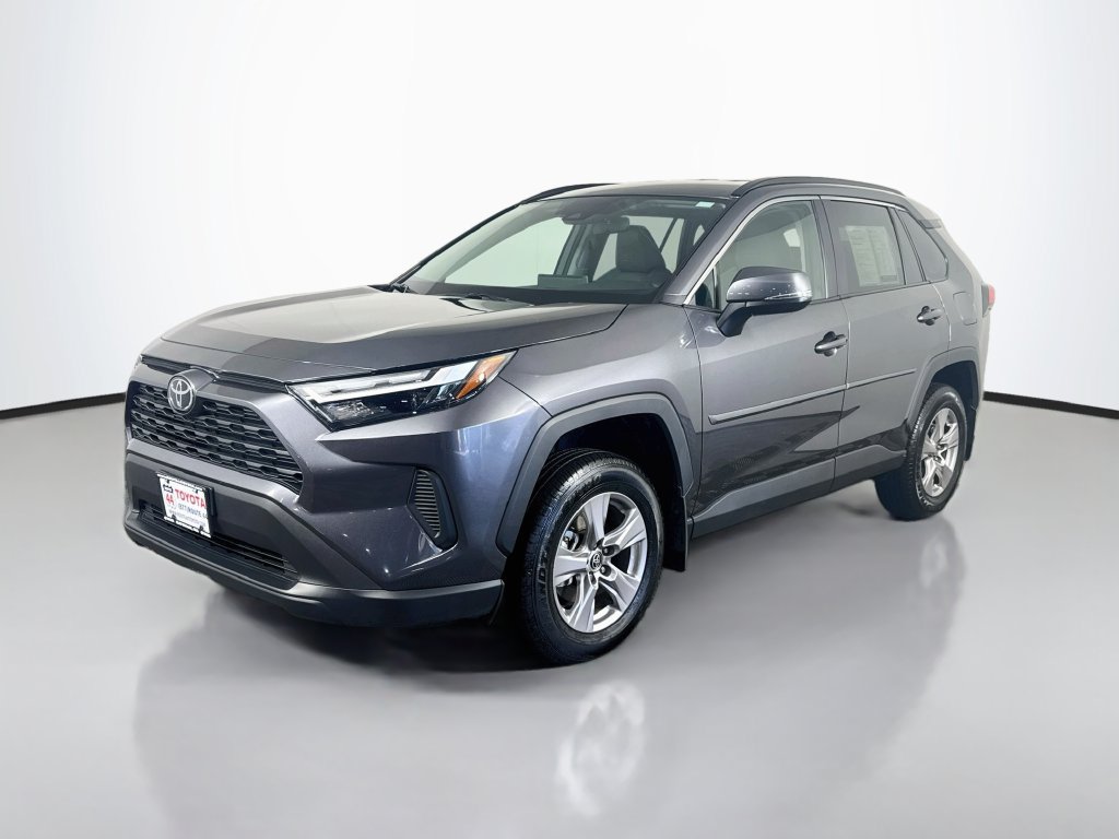 Used 2025 Toyota RAV4 XLE w/ Weather Package AWD/4WD image 2