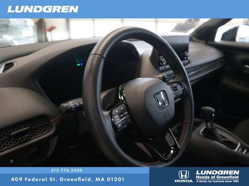 Used 2025 Honda HR-V Sport image 12