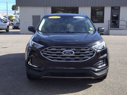 Certified 2022 Ford Edge SEL image 2