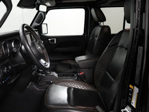 Used 2023 Jeep Wrangler Unlimited Sahara AWD/4WD image 14