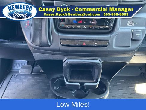 Used 2025 RAM ProMaster 2500 w/ U-Haul Equipment Group FWD image 22