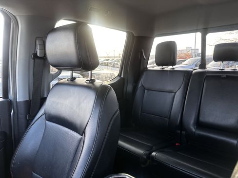 Used 2024 Ford F350 Lariat w/ Black Appearance Package image 12