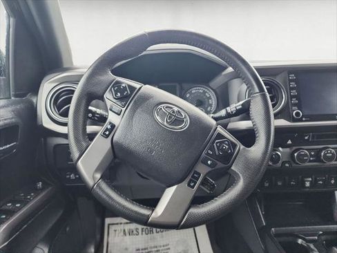 Certified 2021 Toyota Tacoma TRD Off-Road image 12