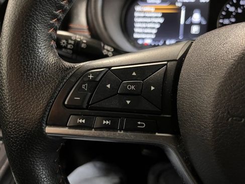 Used 2024 Nissan Kicks SR image 22