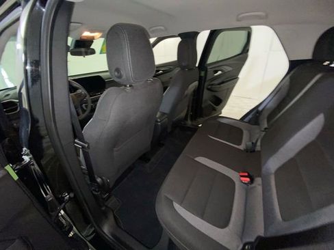 Used 2024 Chevrolet TrailBlazer LT FWD image 29