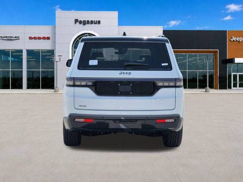 New 2026 Jeep Grand Wagoneer 4WD image 8