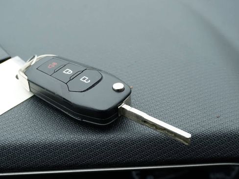 Used 2021 Ford F150 XL w/ Trailer Tow Package image 32