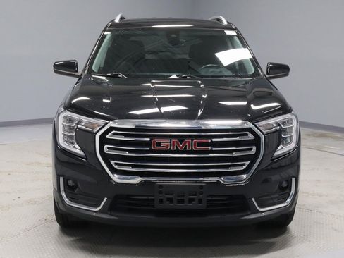Used 2022 GMC Terrain SLT w/ LPO, Floor Liner Package image 5