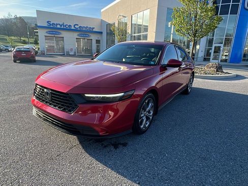 Used 2024 Honda Accord EX image 8