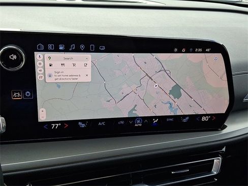 Certified 2025 Chevrolet Traverse LT image 18