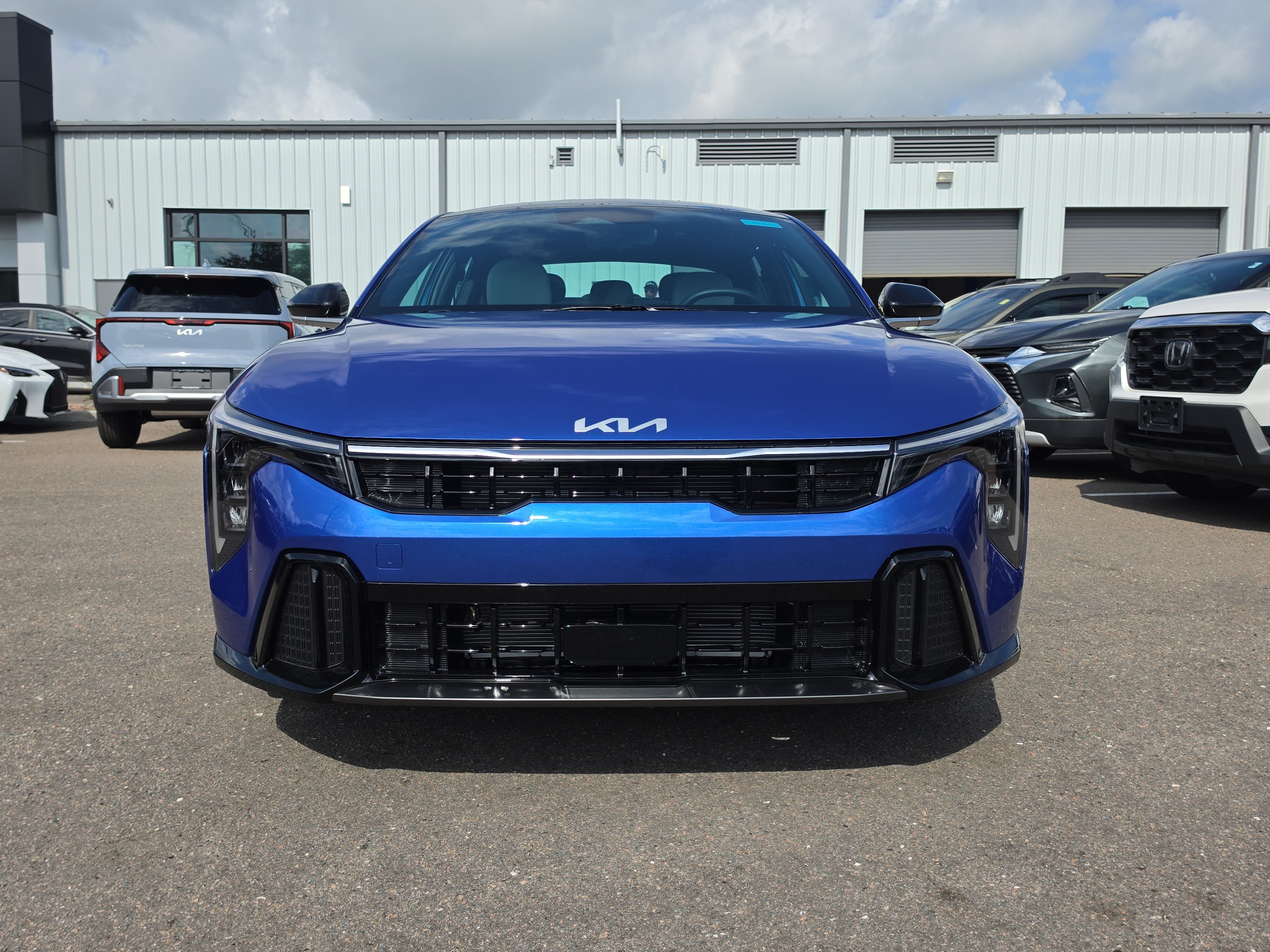 New 2026 Kia K4 GT-Line Turbo w/ GT-Line Sunroof Package FWD image 3