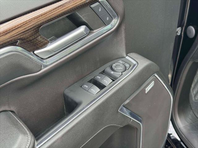 Used 2023 Chevrolet Silverado 1500 RST w/ Convenience Package II AWD/4WD image 17