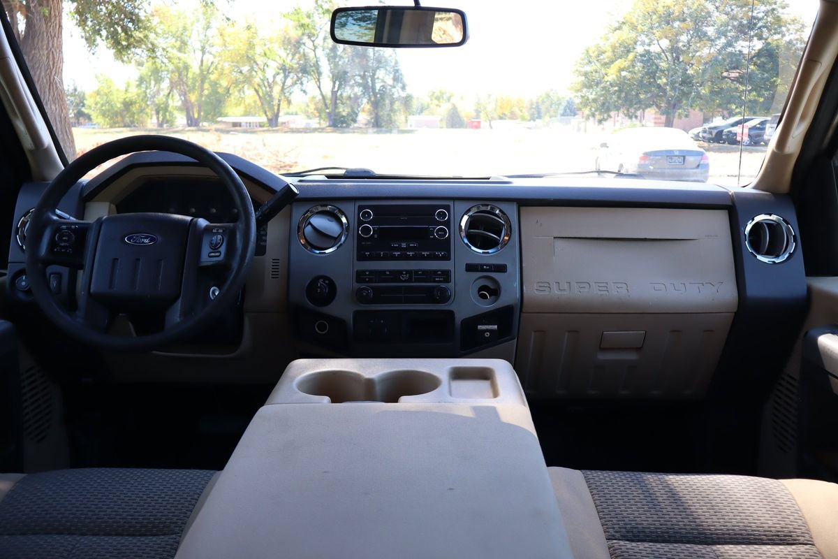 Used 2014 Ford F350 XLT w/ XLT Interior Package AWD/4WD image 16