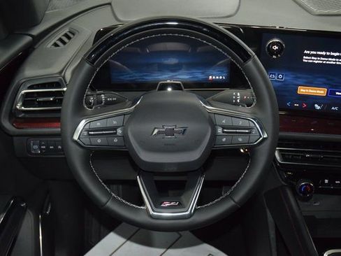 New 2026 Chevrolet Traverse Z71 w/ Enhanced Driving Package image 37